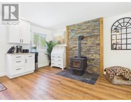 299 VICTORIA STREET - 19