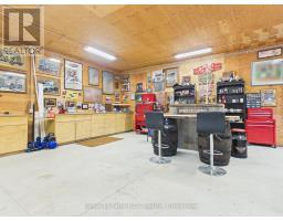 299 VICTORIA STREET - 39