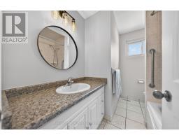 35 EASTVIEW ROAD - 13