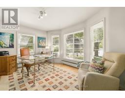 120 HILL STREET E - 22