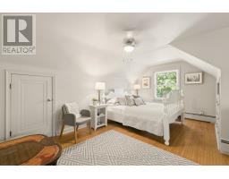 120 HILL STREET E - 25