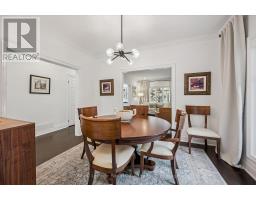 11 - 25 MANOR PARK CRESCENT - 13
