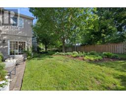 11 - 25 MANOR PARK CRESCENT - 32