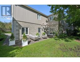 11 - 25 MANOR PARK CRESCENT - 33