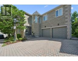 11 - 25 MANOR PARK CRESCENT - 44