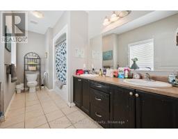 470 ELORA STREET - 39