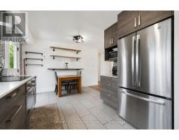 372 VICTORIA ROAD N - 14