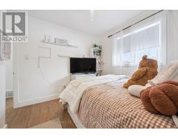 372 VICTORIA ROAD N - 19