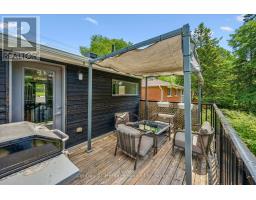 372 VICTORIA ROAD N - 31