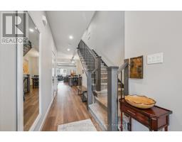 27 HEDLEY LANE - 12