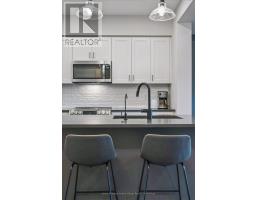 27 HEDLEY LANE - 15