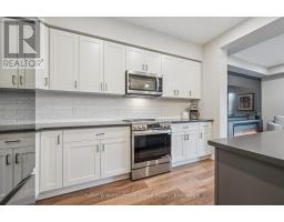 27 HEDLEY LANE - 17