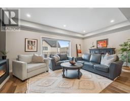 27 HEDLEY LANE - 24