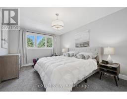 27 NOTCHWOOD COURT - 26