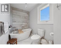 27 NOTCHWOOD COURT - 29