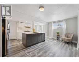 27 NOTCHWOOD COURT - 38