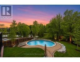 51 COX COURT - 31