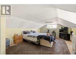 96 BEAUMONT CRESCENT - 21