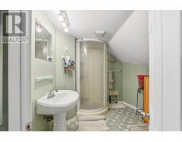 96 BEAUMONT CRESCENT - 24