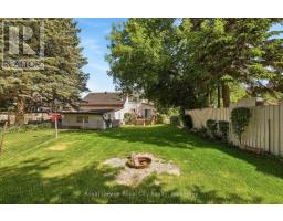 96 BEAUMONT CRESCENT - 29
