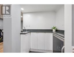 47 CALEDONIA STREET - 32
