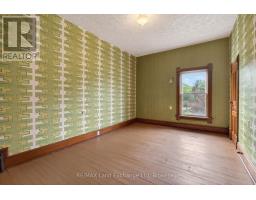 484 QUEEN STREET - 19