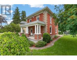 484 QUEEN STREET - 2