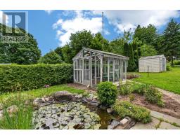 484 QUEEN STREET - 33