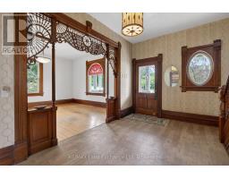 484 QUEEN STREET - 4