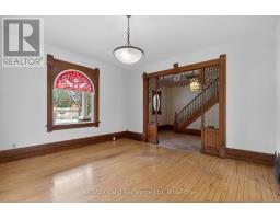 484 QUEEN STREET - 8