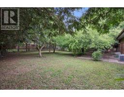 113 APPLEWOOD CRESCENT - 38