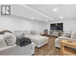 2015 ALMA STREET - 29
