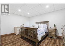 2015 ALMA STREET - 32