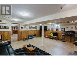 1073 8 CONCESSION - 31
