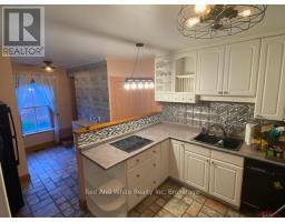4 DUNKE STREET S - 6