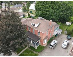 4 DUNKE STREET S - 9