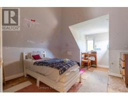 1700 3RD AVENUE E - 29
