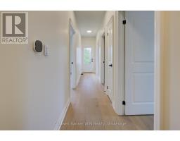 647 MARTIN STREET - 17