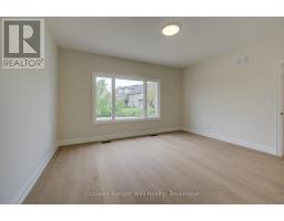 647 MARTIN STREET - 25