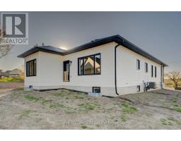 647 MARTIN STREET - 32