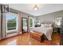 265 WATERLOO AVENUE - 22