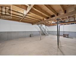 118 - 1330 JALNA BOULEVARD - 33