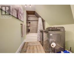 455 DURHAM STREET W - 23