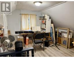 22 MCGIVERN STREET - 20