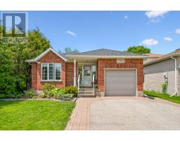 130 BELLAMY CRESCENT - 2