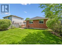 130 BELLAMY CRESCENT - 35