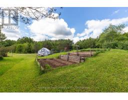 94 FORDS DRIVE - 22