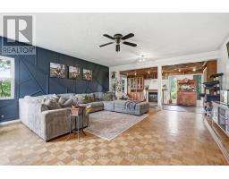 482 CONCESSION 8 - 10