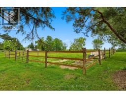 482 CONCESSION 8 - 33