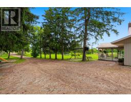 482 CONCESSION 8 - 6